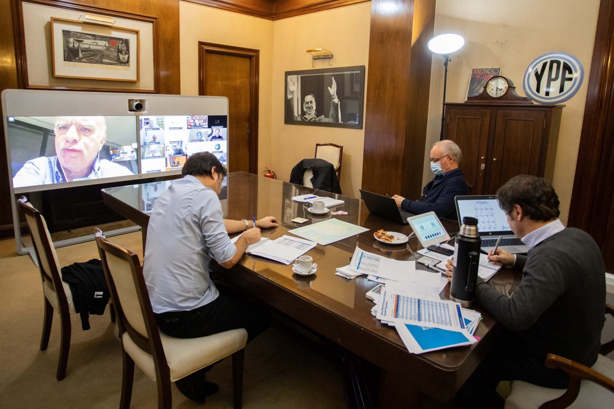 Nueva etapa de la cuarentena: Kicillof e intendentes acordaron menos movilidad en el transporte público