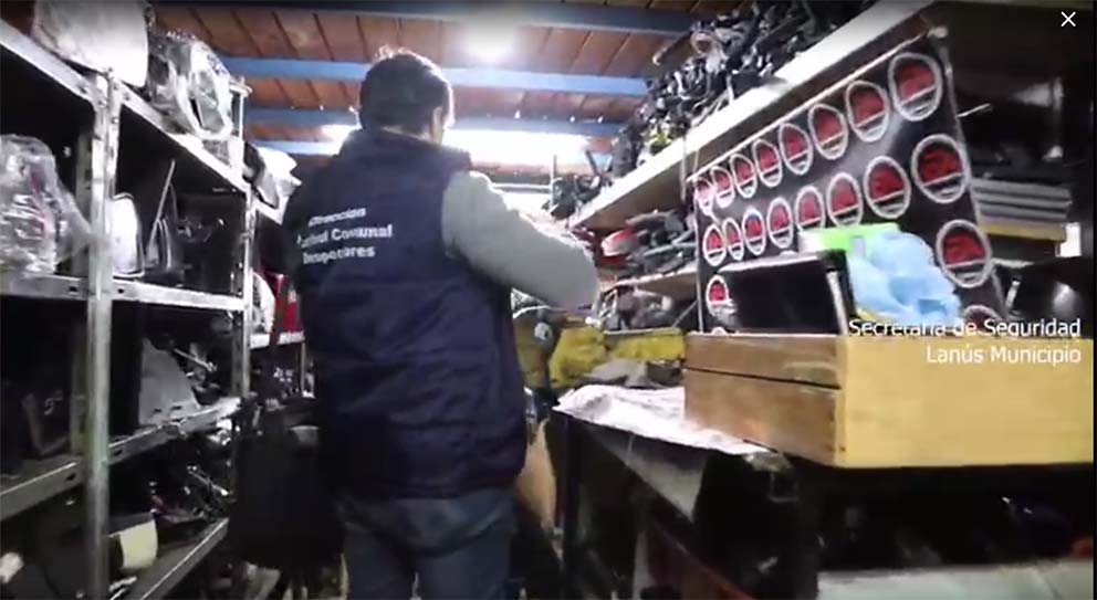Allanan desarmadero e incautan repuestos por $30 millones