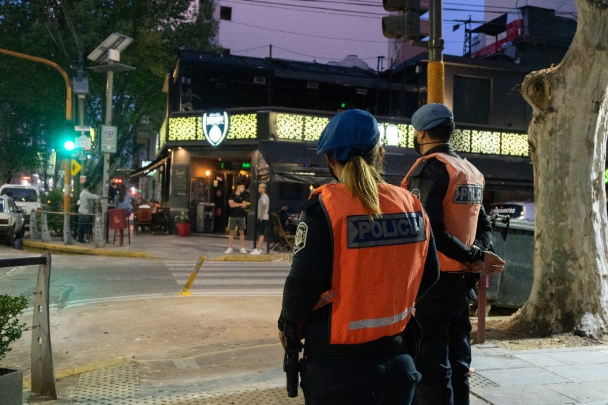 Comenzaron los operativos de vigilancia en las zonas gastronómicas