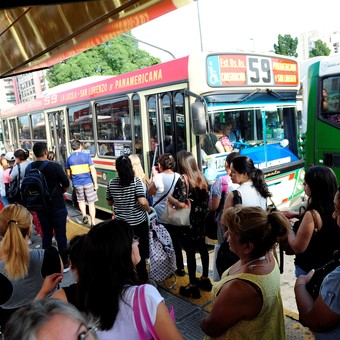 Trabajo dictó la conciliación obligatoria y habrá colectivos