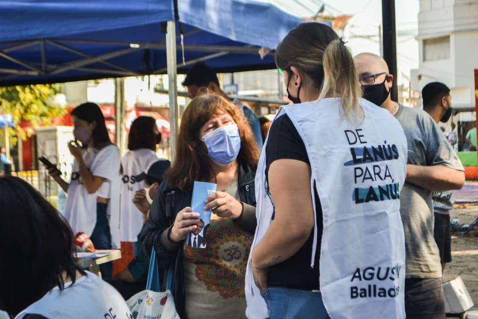 Realizan limpieza y vacunación por la iniciativa “Reconstrucción Lanús”