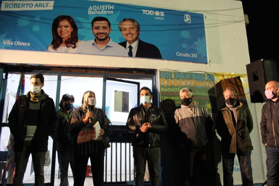 Balladares inauguró dos unidades básicas