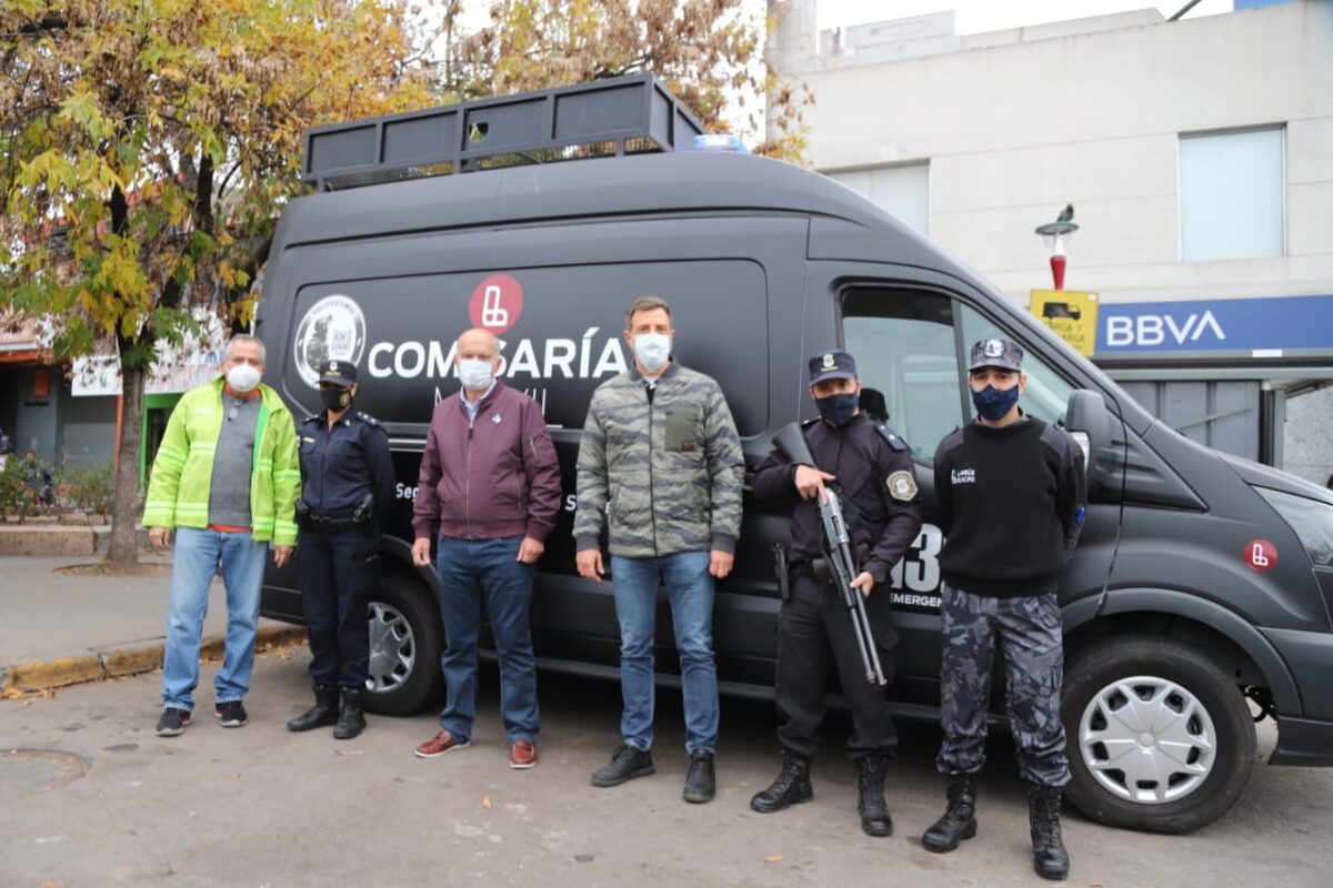 Presentan comisaría móvil