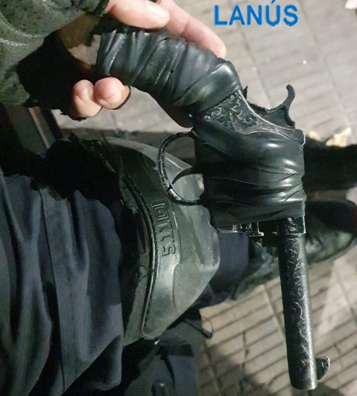 Detenido cuando asaltaba con una réplica de arma