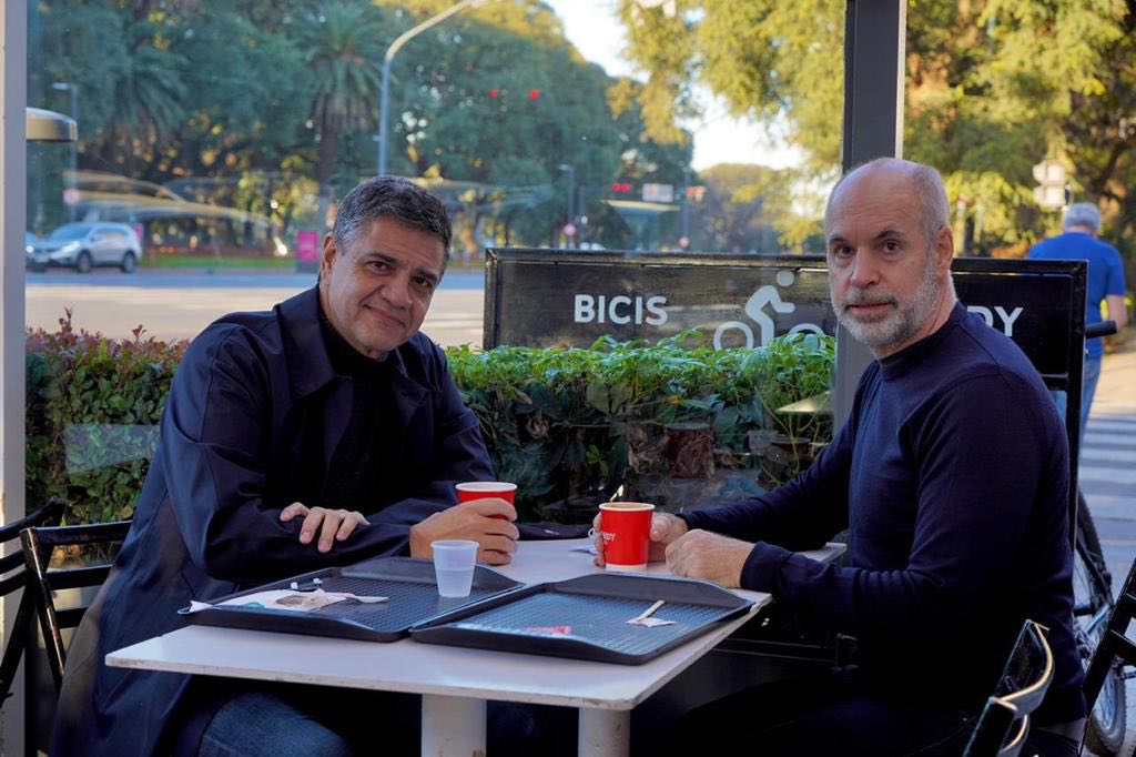 Grindetti felicitó a Jorge Macri por bajarse como cabeza de lista