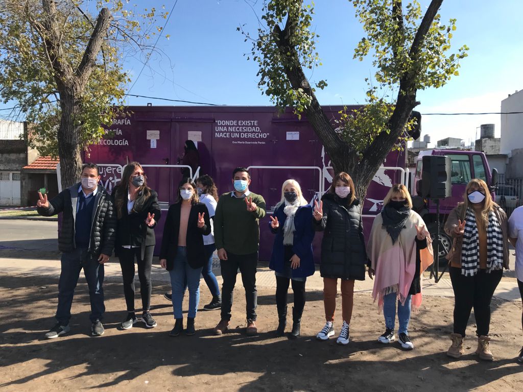 Balladares inauguró “Camión sanitario transfeminista”