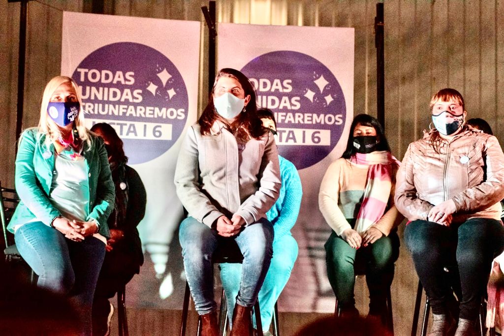 Encuentro de mujeres del Frente de Todos en Escalada