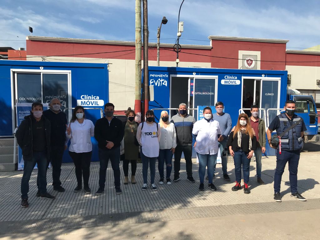 Balladares presentó tráiler sanitario en V. Industriales