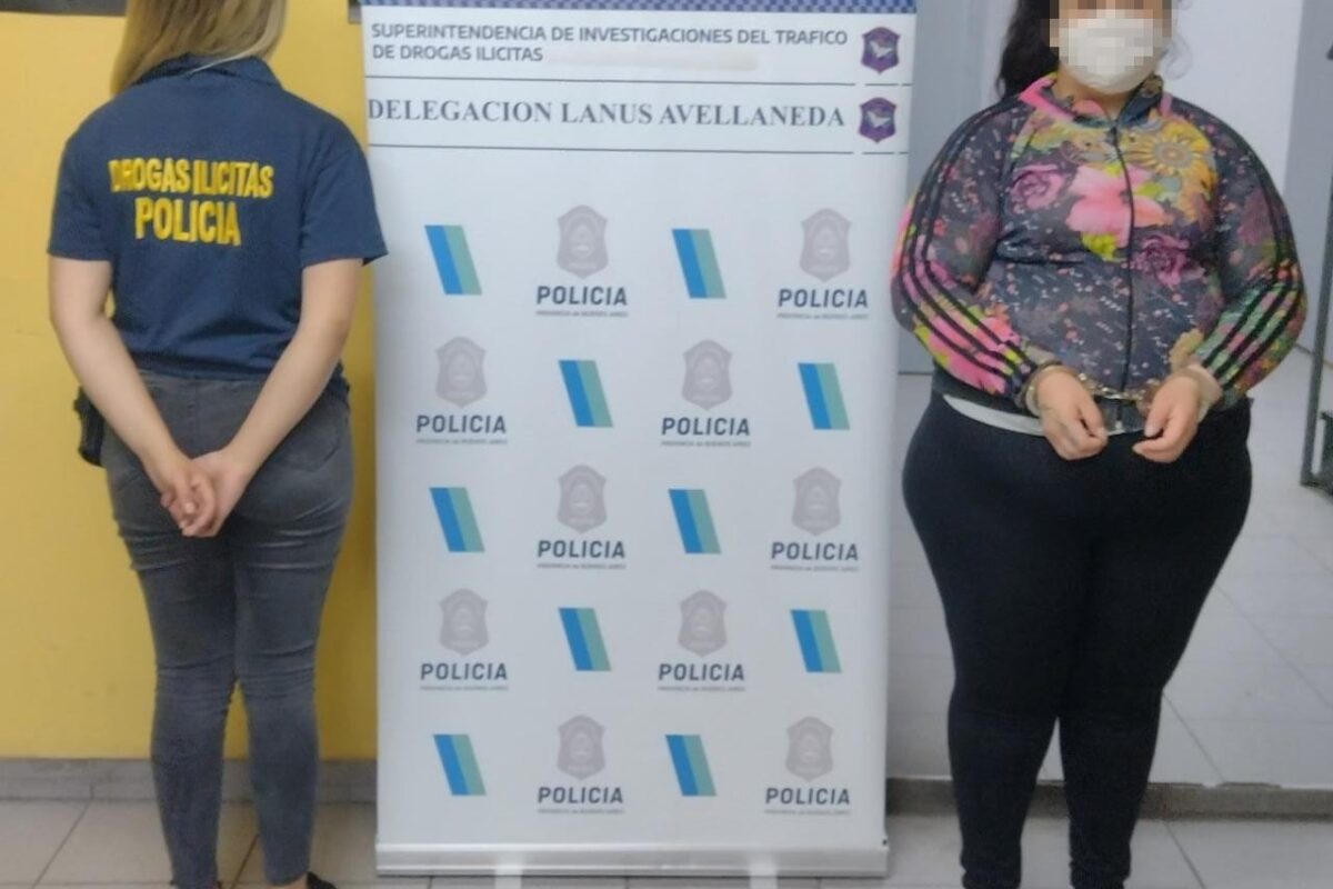Niñera de día, narco de noche