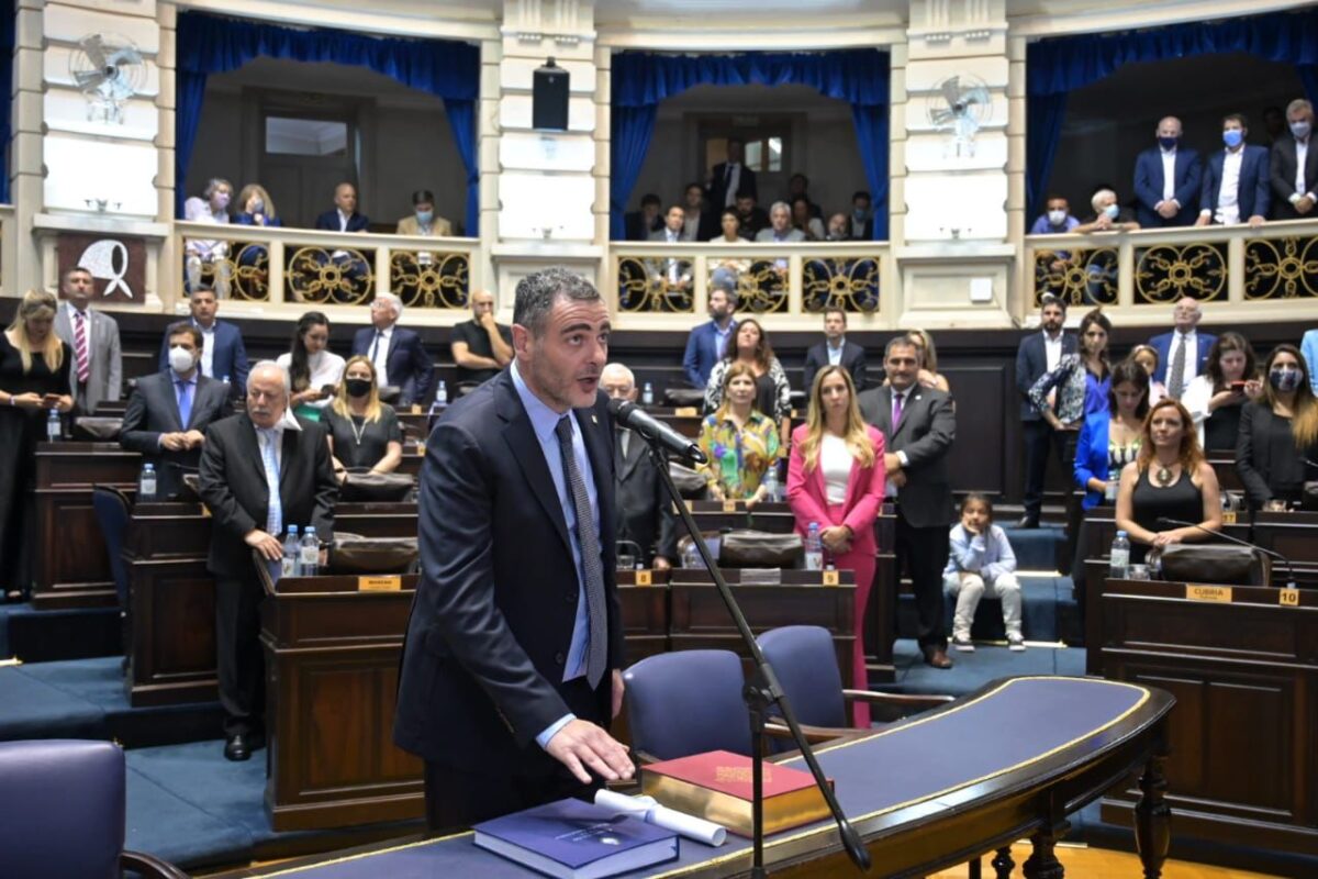 Asumió Urreli y fue reelegido para presidir la Cámara de Diputados provincial