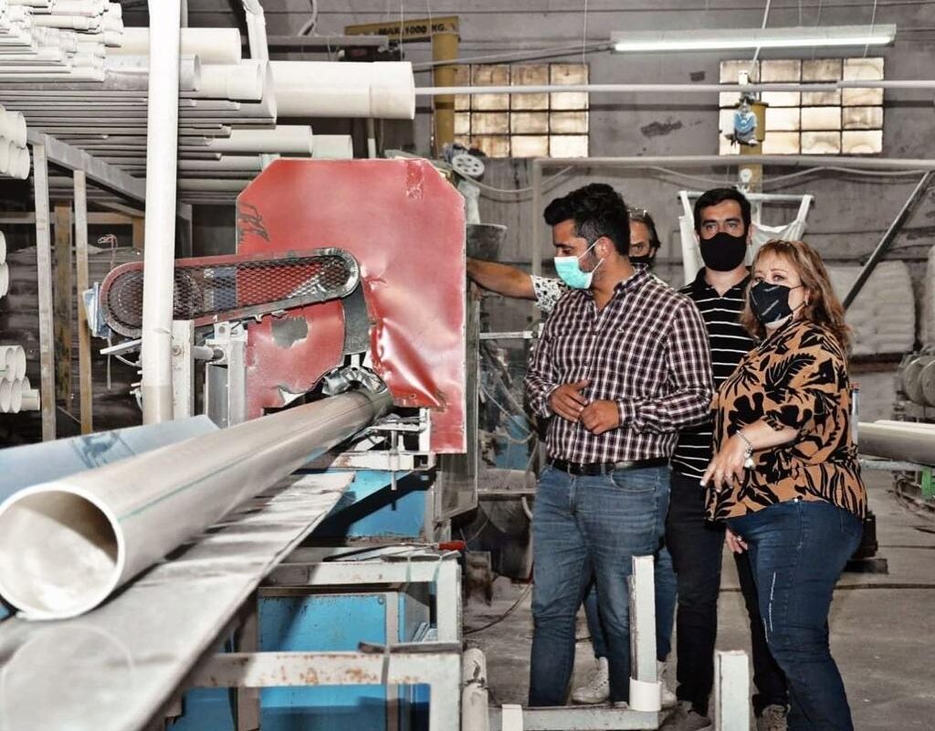 Balladares visitó PyMes de Lanús