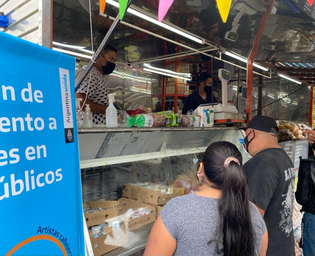 Balladares en la presentación del programa “Mercado de Cercanía”