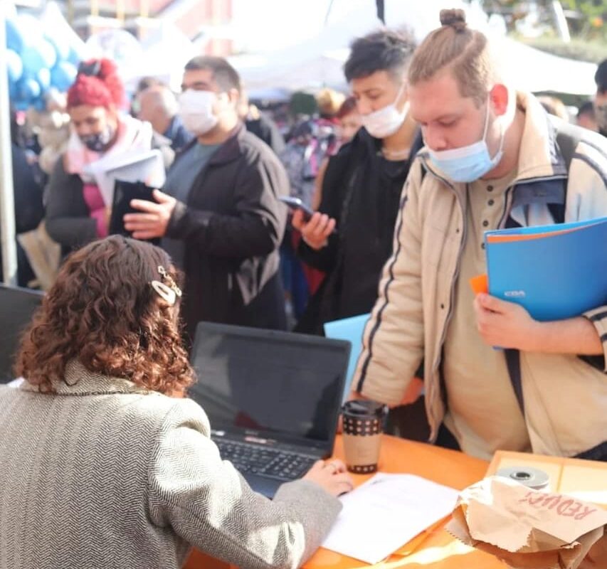 Tres millares y medio de jóvenes participaron de la Feria de empleo