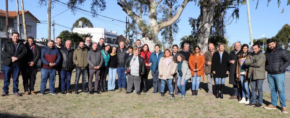 Grindetti juntó al PRO Lanús tras la recorrida de Macri