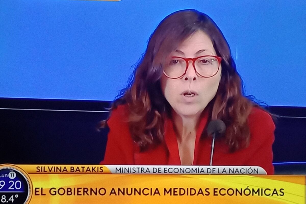 Grindetti reiteró su pedido de reunión a Batakis