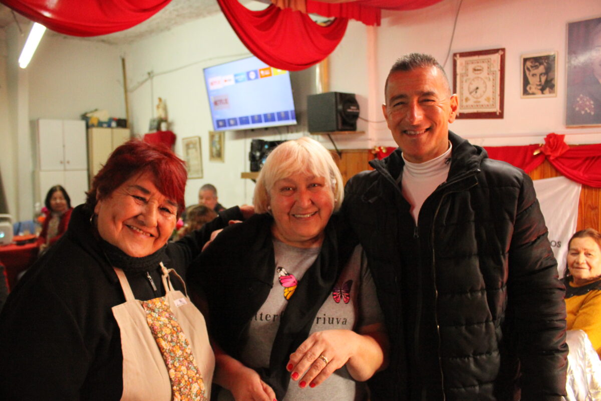 Galdurralde compartió el aniversario de Centro de Jubilados en Escalada
