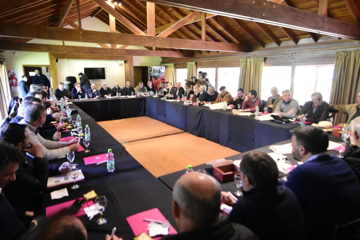 Foro de intendentes de Juntos pidió descentralización de fondos