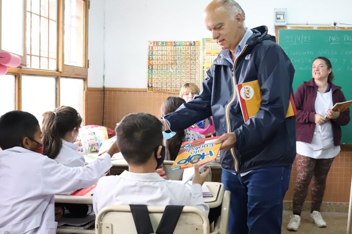 Grindetti pidió que intendentes controlen faltas y licencias de los docentes