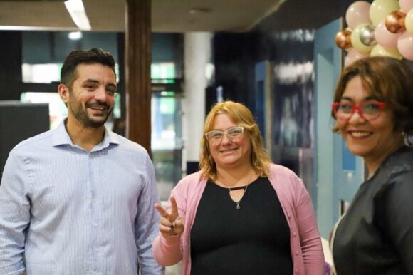 Balladares encabezó homenaje a trabajadoras lanusenses