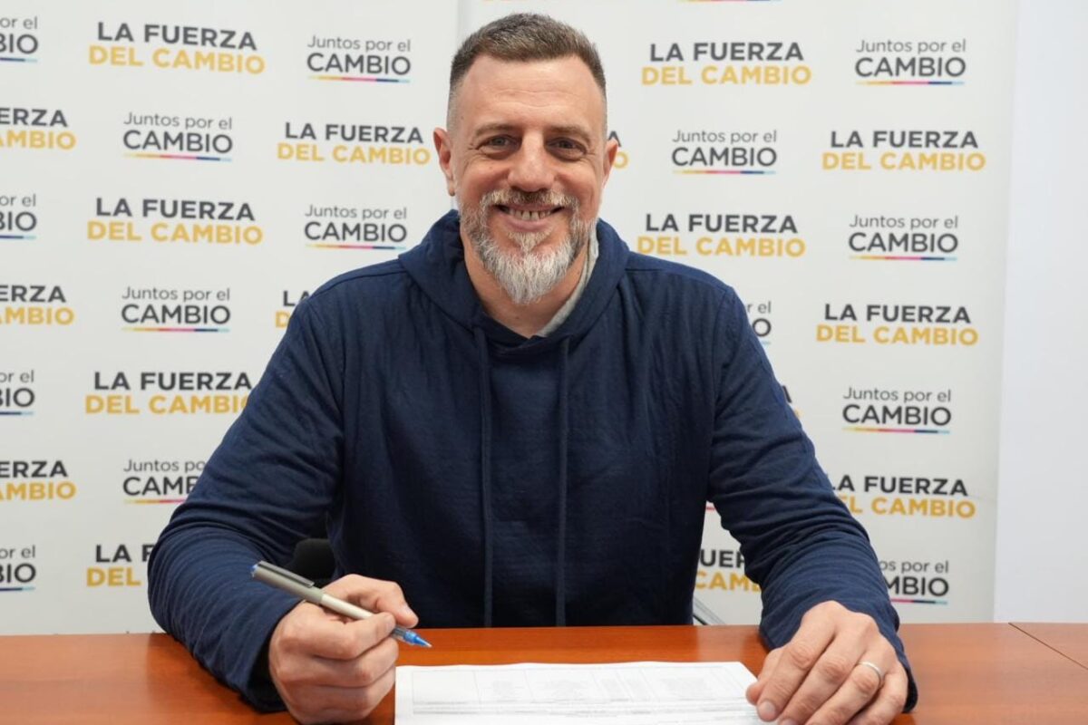 Kravetz oficializó su precandiatura a intendente de Lanús