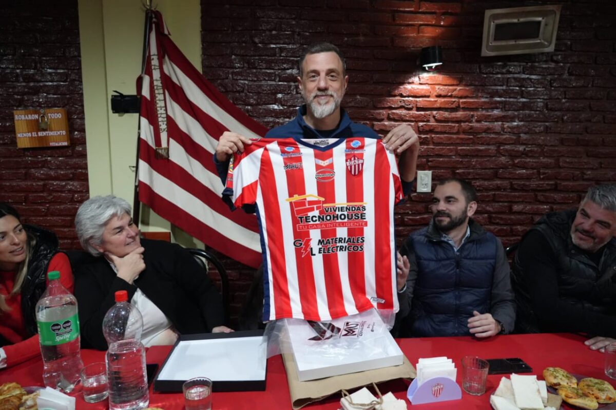 Kravetz recorrió Escalada en la celebración del centenario