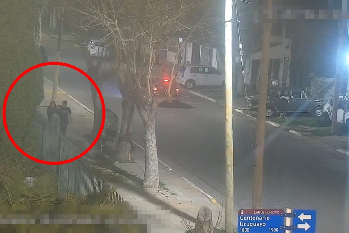 LANÚS E: detuvieron a un hombre que golpeaba a su pareja en la calle