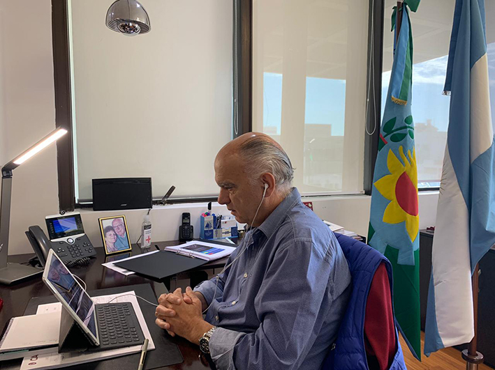 Grindetti firmó convenio para obras en V. Industriales por $ 36 millones