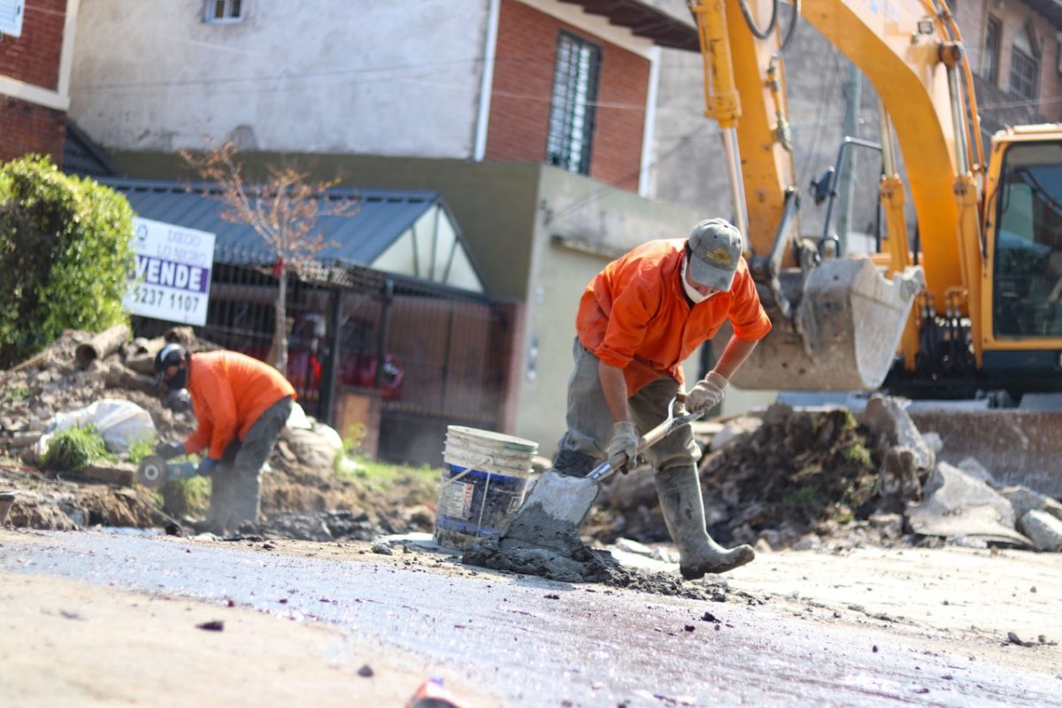 Avanzan en la repavimentación de 250 cuadras de Lanús