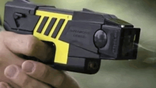 Para especialista en seguridad, el proyecto de armas Taser es “inoportuno e irresponsable”