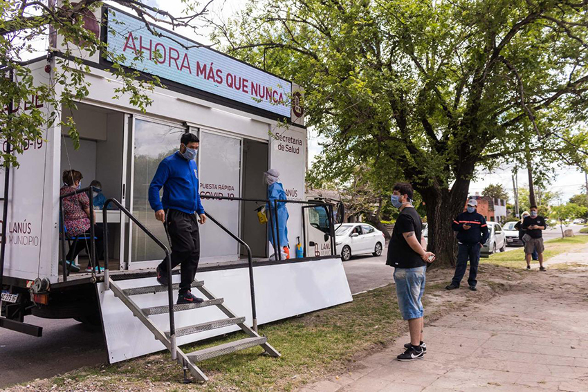 Los operativos “Casa por Casa” examinaron a más de 64 mil vecinos