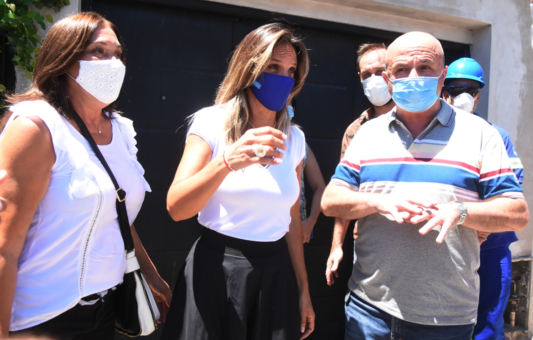 Russo y Pallares, con Galmarini en la habilitación de cloacas en V. Gonnet