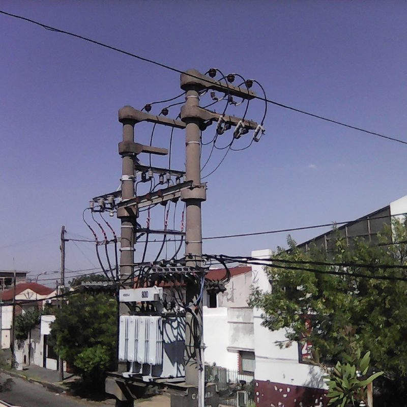Todavía quedan más de 140 lanusenses sin luz