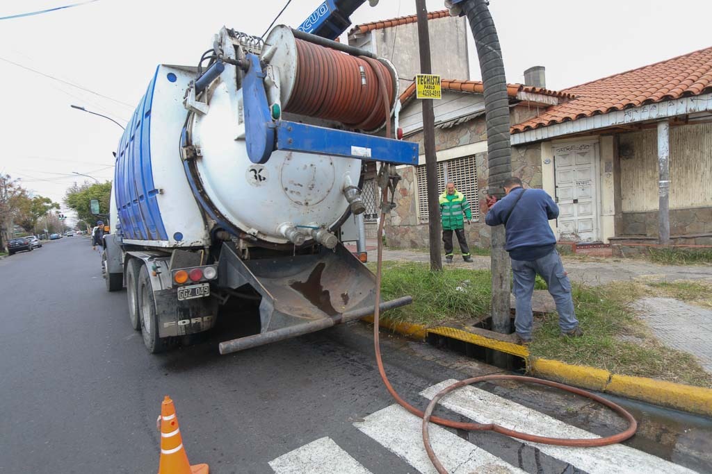 Operativos de Defensa Civil y Espacio Público de Lanús por la sudestada