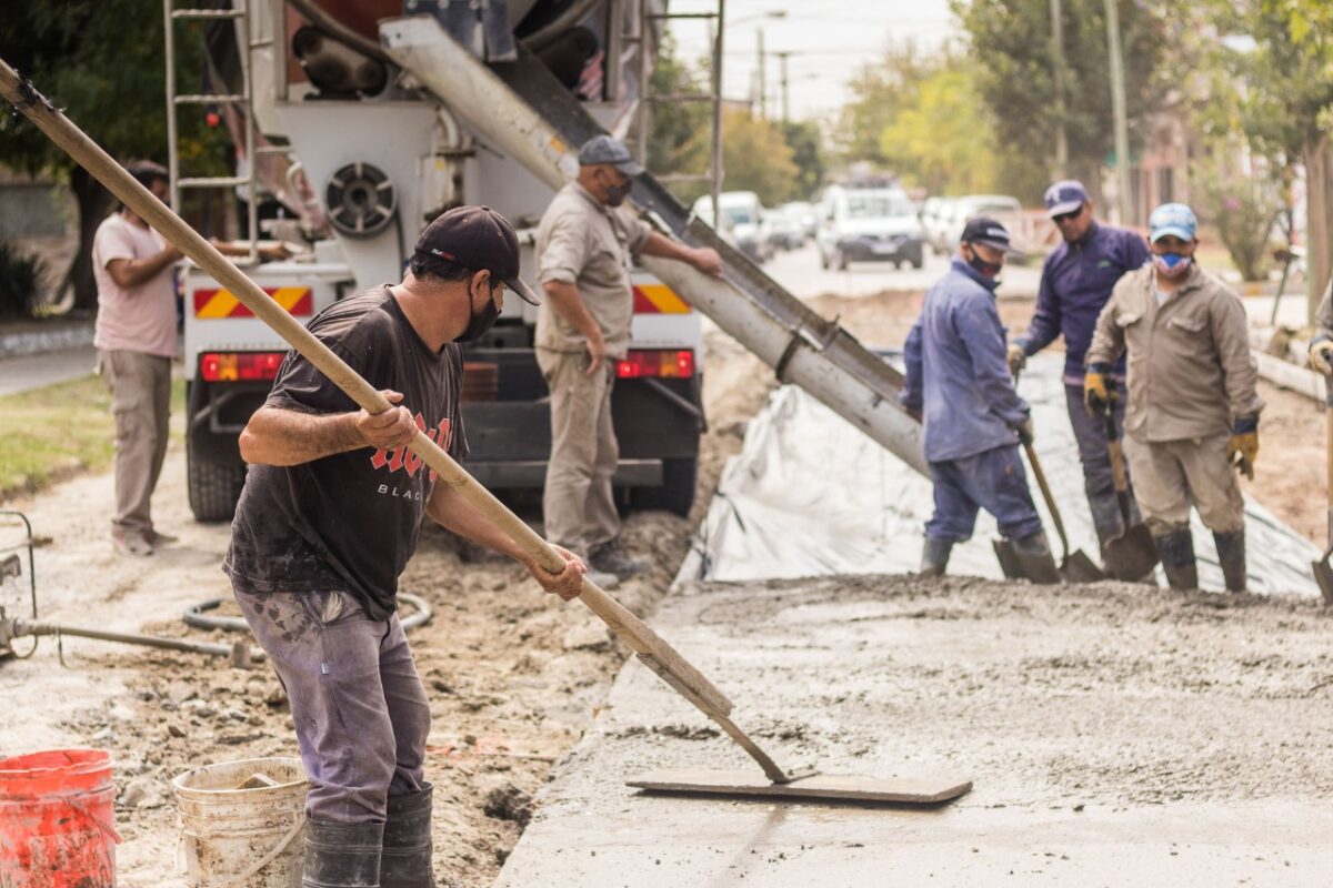Culminan repavimentación en Alsina y promedia obra en Villa Industriales