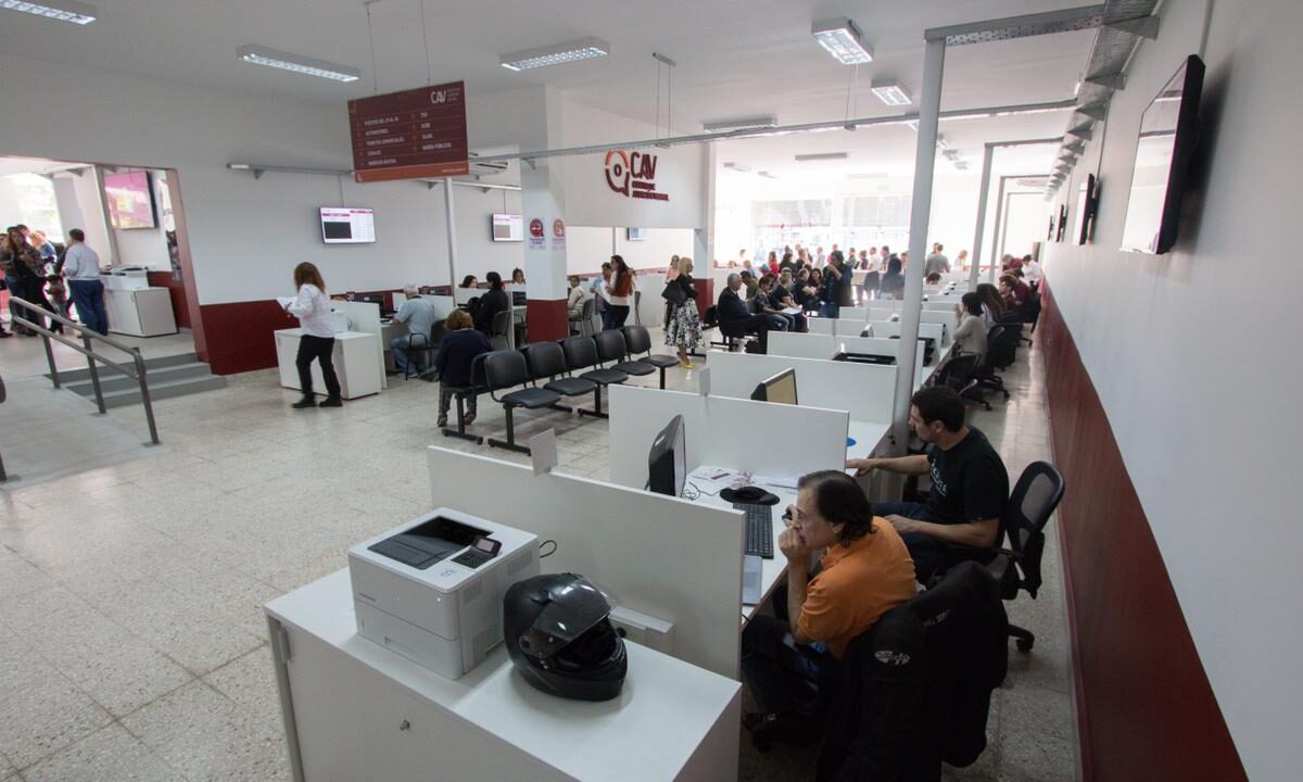 Dependencias municipales: cierres y guardias mínimas