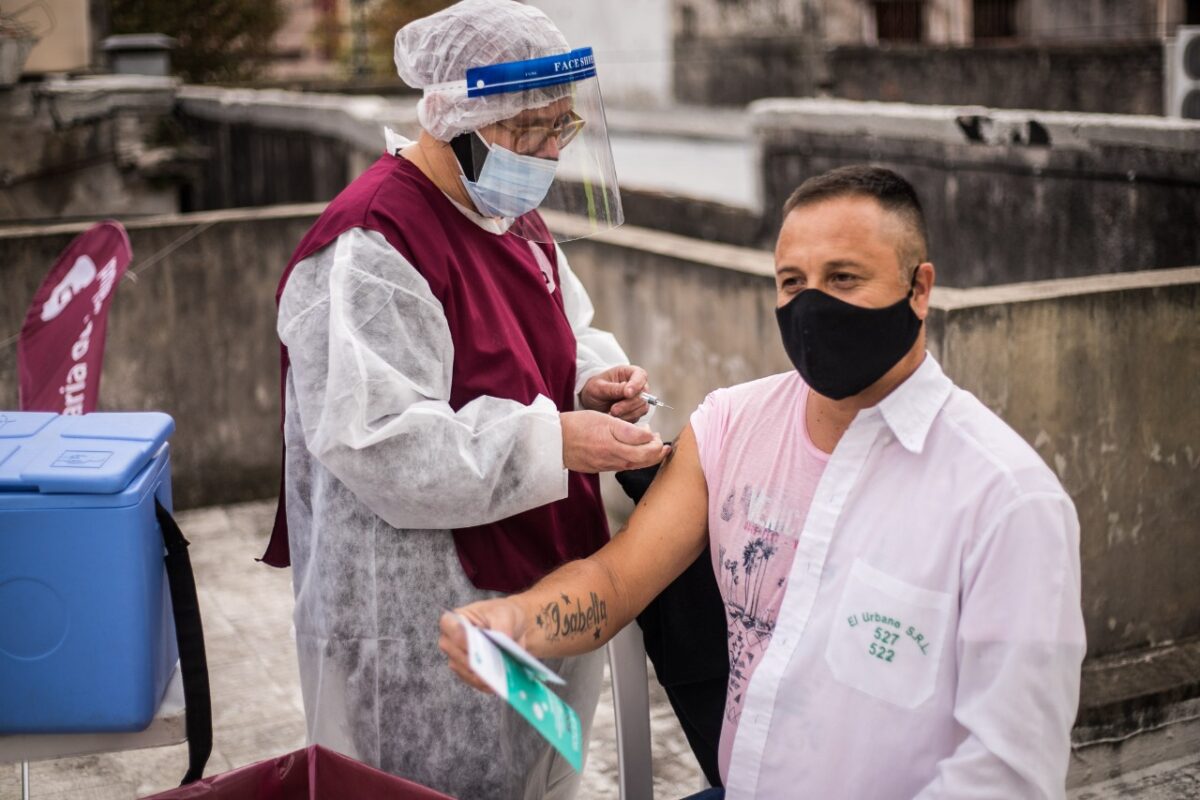 Provincia de Bs. As. comienza a aplicar 2° refuerzo de vacuna contra la COVID