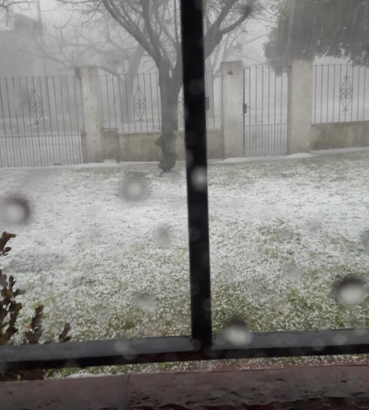 Granizada provocó destrozos en Saladillo y en Lanús hay alerta por tormentas