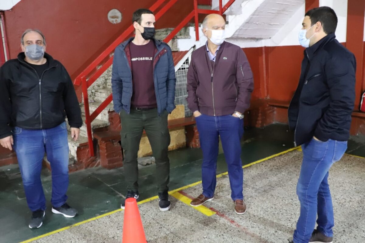 Ayuda de $150 mil a Club de Gerli por el Registro de Clubes