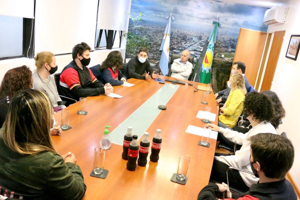 Grindetti recibió al subcampeón de las Olimpíadas matemáticas