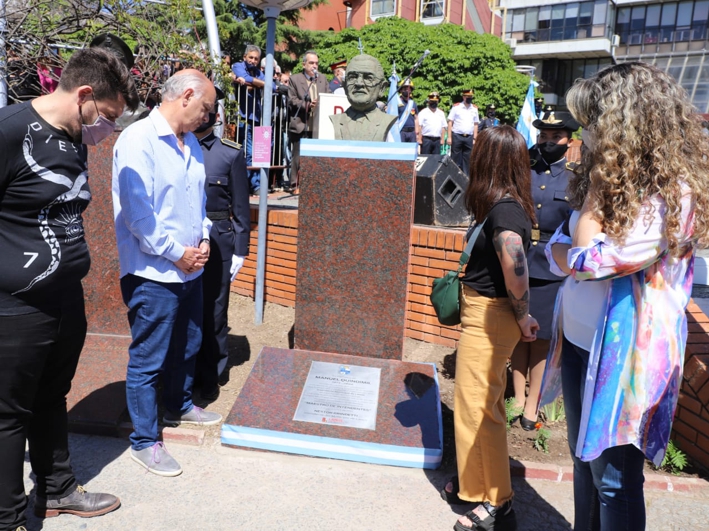 “Manolo” Quindimil, recordado para la posteridad en un busto