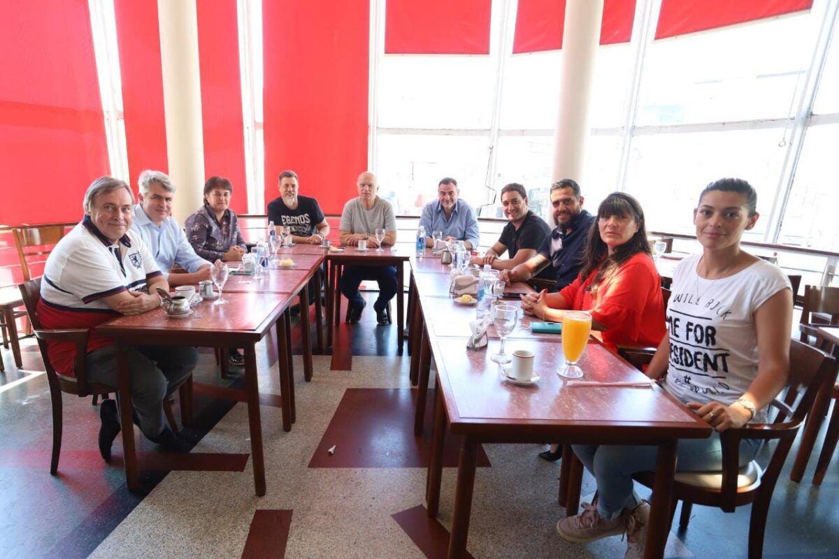 Grindetti, con los concejales electos: “7 de cada 10 le dijeron que no al Gobierno”