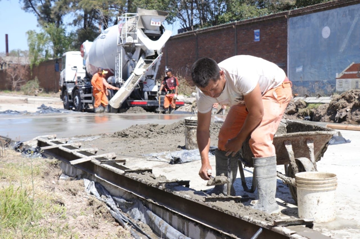 Obras finales de la pavimentación del Parque Industrial