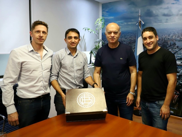 Casi dos mil chicos becados por el Club Lanús para disfrutarlo en verano