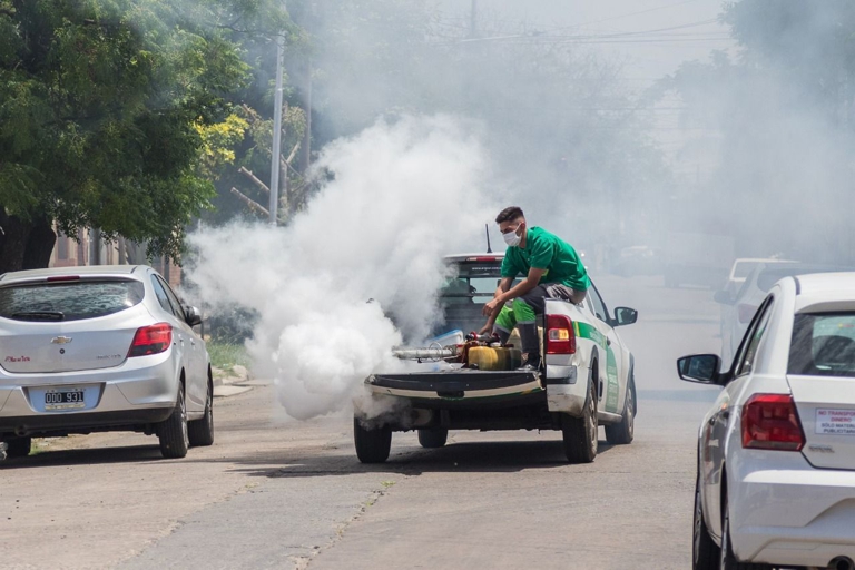 Operativo contra el dengue en Caraza