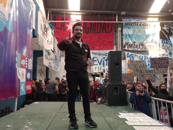 Con andanada de críticas a Grindetti, Balladares presentó su precandidatura