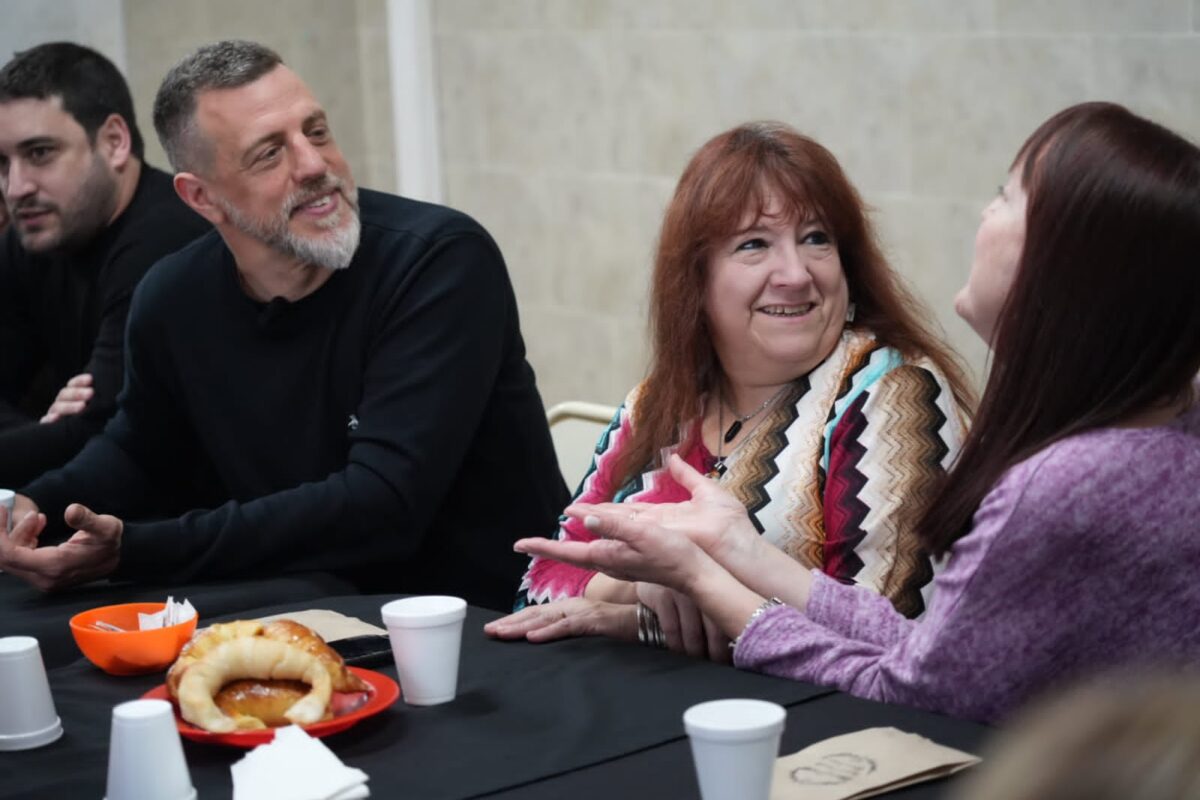 Kravetz celebró con docentes el Día del Maestro