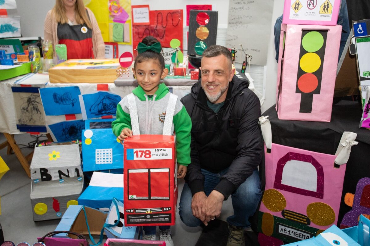 Kravetz compartió actividad de educación vial con 400 alumnos de Jardín