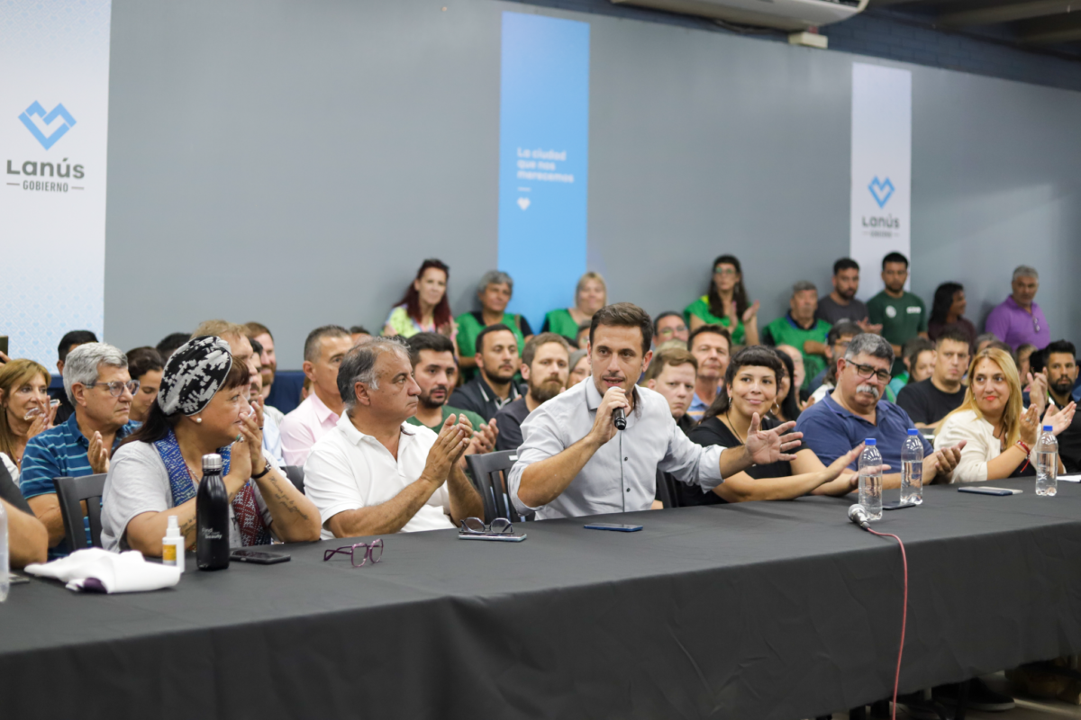 Álvarez recibió a los gremios para apoyar el paro de la CGT