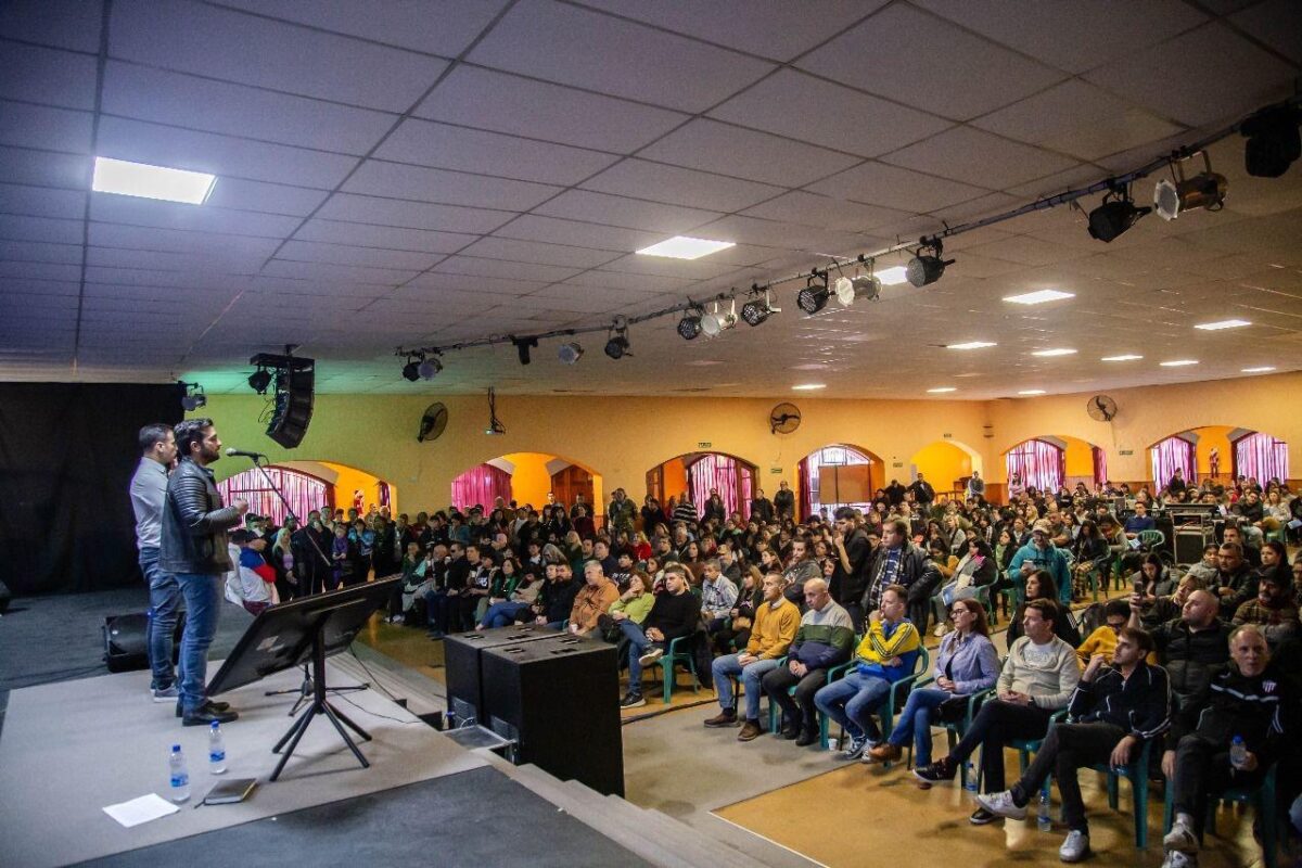 Plenario del PJ: Balladares acusó a Milei de terner “delirios mesiánicos”