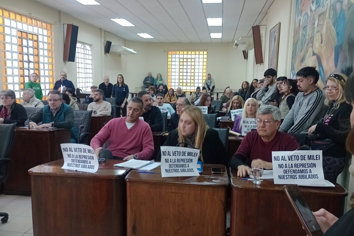 Lanús: UxP debió recurrir al desempate para rechazar pedido de informes al PE sobre seguridad